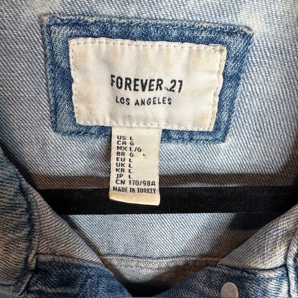 Forever 21 Size Large Medium Wash Grunge Jean Jacket - Picture 3 of 9